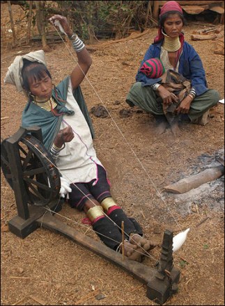 Xã hội - Du lịch ở mảnh đất những cô gái cổ dài (Hình 2).