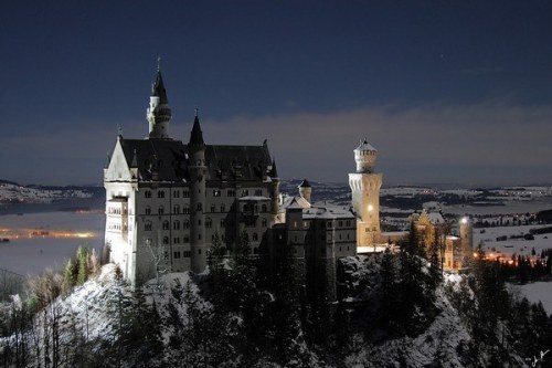 Xã hội - Lâu đài Neuschwanstein: Mộng mơ của một vị vua (Hình 3).