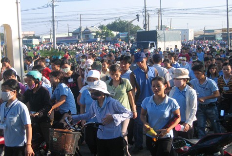 Bất động sản - Hoãn tăng lương vào năm 2013, 22 triệu lao động gặp khó