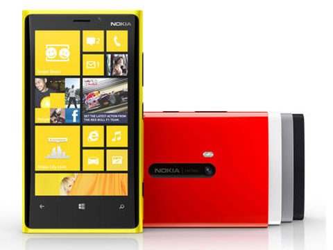 Công nghệ - Lumia 920 vừa ra mắt đã cháy hàng