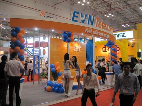 Công nghệ - Viettel tiếp nhận EVN Telecom theo hình thức cuốn chiếu