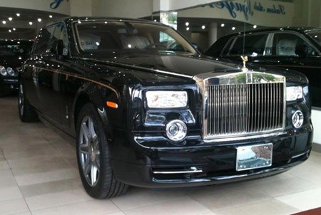 Ô tô-Xe máy - Rò rỉ Rolls-Royce Phantom rồng của đại gia Ninh Bình