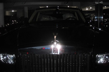 Ô tô-Xe máy - Rò rỉ Rolls-Royce Phantom rồng của đại gia Ninh Bình (Hình 4).