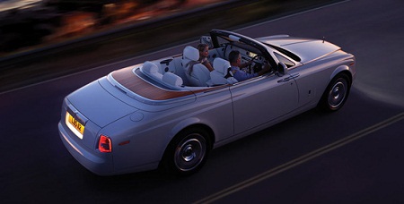 Ô tô-Xe máy - “Xế khủng” Phantom Drophead Coupé sắp về Việt Nam (Hình 6).