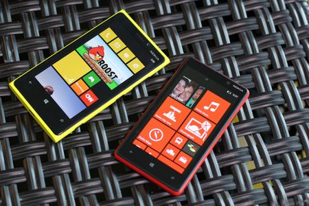 Công nghệ - Điện thoại cao cấp Lumia của Nokia có giá bao nhiêu?