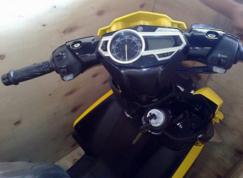 Ô tô-Xe máy - Rò rỉ hình ảnh xe Yamaha Nouvo 2012 (Hình 3).