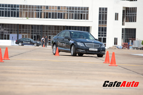 Ô tô-Xe máy - Lái và trải nghiệm cùng Mercedes-Benz 2012 (Hình 5).