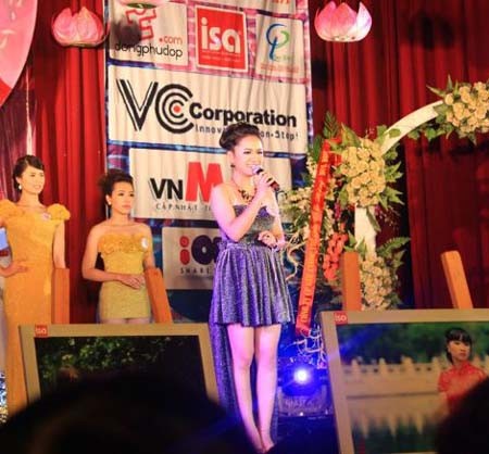 Sự kiện - Cận cảnh nữ sinh đẹp nhất ĐH Luật (H&igrave;nh 10).