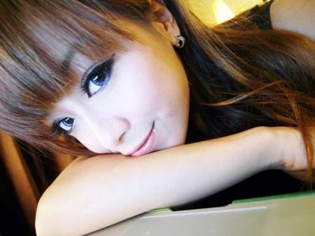 Sự kiện - Nữ DJ quyến rũ của xứ Cảng thơm (Hình 3).