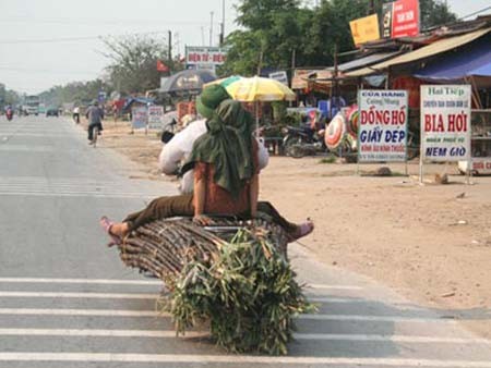 Xã hội - Những hình ảnh 'thảm họa' về giao thông (Hình 2).