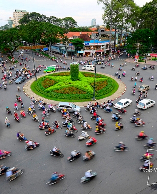 Xã hội - Giao thông Sài thành đẹp hay loạn? (Hình 3).