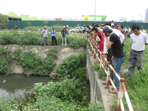 X&atilde; hội - Trộm tiền si&ecirc;u thị, chui v&agrave;o cống để trốn tho&aacute;t (H&igrave;nh 3).