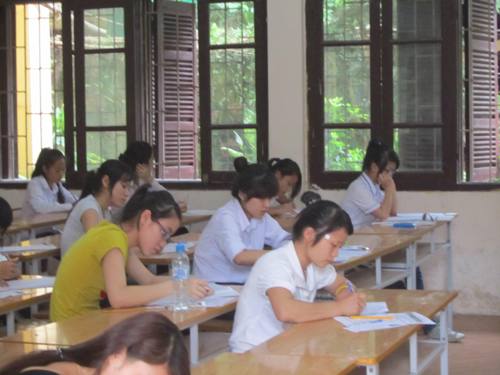 Xã hội - Các trường dân lập phản đối Nam Định chê sinh viên (Hình 2).