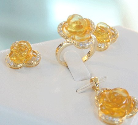 Xã hội - Thực hư vòng đá thạch anh “vạn hạnh phúc” (Hình 2).