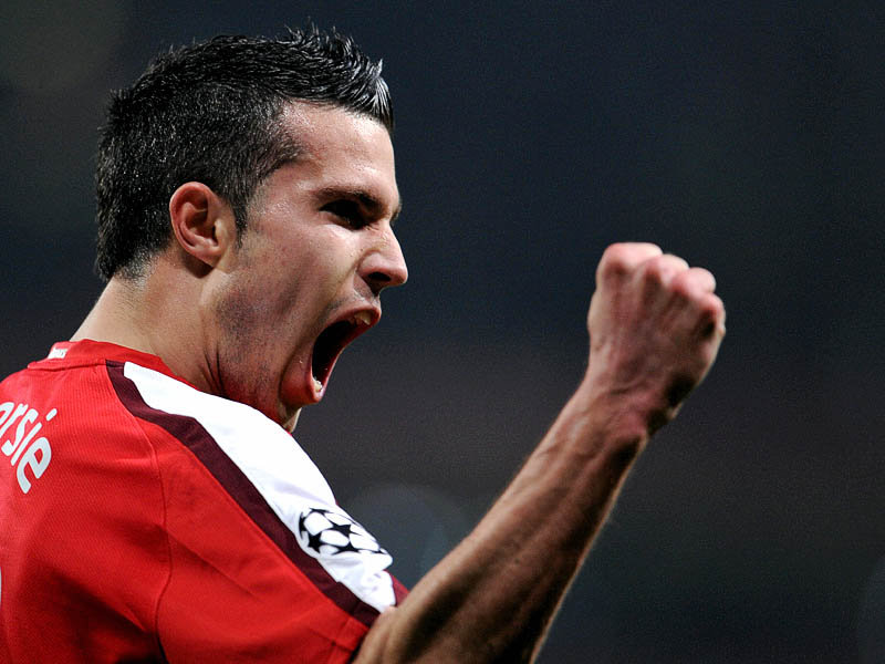 Bóng đá Quốc tế - Van Persie sắp “đào tẩu” khỏi thuyền đắm Arsenal? (Hình 2).