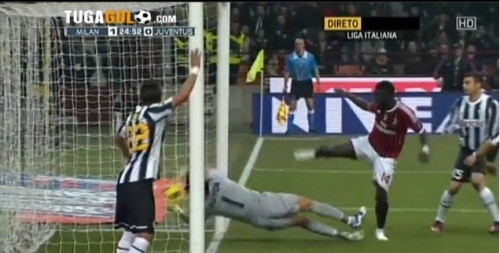 Bóng đá Quốc tế - AC 1-1 Juve: Thành Milan nuối tiếc