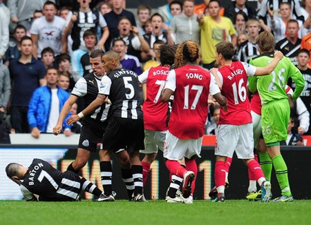 Bóng đá Quốc tế - Arsenal – Newcastle: 3 điểm và hy vọng về Champions League (Hình 2).