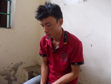 Pháp luật - Mang túi xách trên vai, cô giáo nước ngoài bị cướp