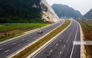 Từ 1/10, đường cao tốc phải có tối thiểu 4 làn xe, tốc độ tối đa 120km/h