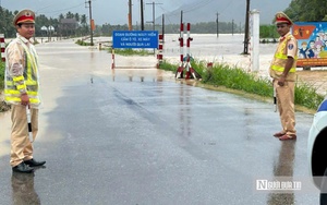 B&igrave;nh Định: Nhiều địa phương bị ngập lụt cục bộ, giao th&ocirc;ng chia cắt