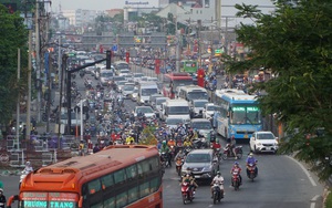 Theo quy định mới, 3 trường hợp xe biển 3 số, biển 4 số phải đổi sang biển 5 số