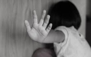 Bình Dương: Điều tra vụ mẹ tiếp tay cho nhân tình hãm hại con gái