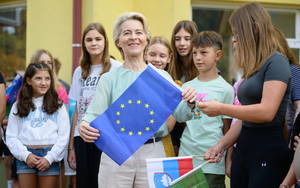 Sau tái đắc cử, bà von der Leyen cam kết đẩy nhanh quá trình mở rộng EU