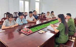 Nghẹt thở giải cứu bé gái 4 tuổi bị bố treo lên trần nhà ở Bắc Ninh - Ảnh 5.