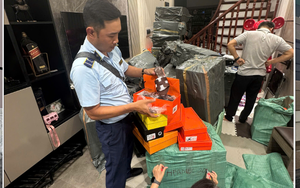 Khống chế đối tượng gây rối, đuổi đánh người dân trước cổng trường tiểu học - Ảnh 1.