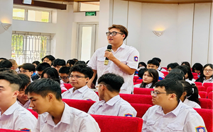 Chi hội Luật gia Công ty Luật The Light đưa pháp luật thành bạn đồng hành của tuổi trẻ- Ảnh 11.