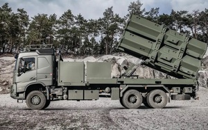 Kupyansk rực lửa: Zapad áp sát trung tâm, Ukraine đối mặt nguy cơ bị bao vây toàn diện - Ảnh 2.