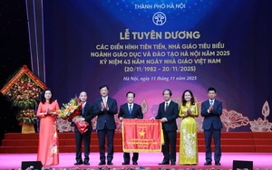 Chủ tịch nước Lương Cường dự Lễ kỷ niệm Ngày Nhà giáo Việt Nam- Ảnh 5.