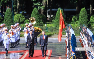Chủ tịch nước Lương Cường: Đoàn kết để vượt bão lũ, hướng tới thịnh vượng - Ảnh 7.