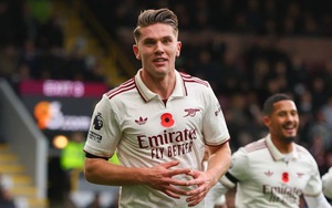 Rice tiết lộ lý do chỉ tay lên trời sau khi ghi bàn cho Arsenal- Ảnh 4.