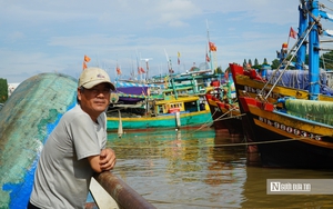 Mưa lớn kéo dài, người dân Lâm Đồng tất tả chạy lũ- Ảnh 12.