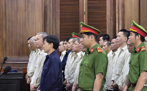 B&oacute;c trần thủ đoạn tinh vi mua b&aacute;n, giao nhận kh&iacute; cười tận nơi cho kh&aacute;ch h&agrave;ng - Ảnh 2.