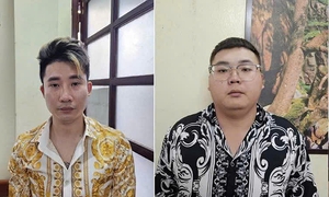 Tạm giữ 2 kẻ liều lĩnh cướp t&uacute;i x&aacute;ch của c&ocirc; g&aacute;i khi đang di chuyển tr&ecirc;n đường - Ảnh 4.