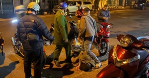 Lừa đảo cho vay tiền qua mạng, em g&aacute;i v&agrave; anh trai c&ugrave;ng bị bắt- Ảnh 3.