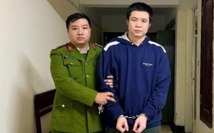 Triệt ph&aacute; ổ mại d&acirc;m trong kh&aacute;ch sạn &ldquo;chui&rdquo; ở H&agrave; Nội- Ảnh 2.