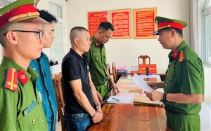 Khởi tố, bắt giam đối tượng dùng vé số giả lừa người khuyết tật