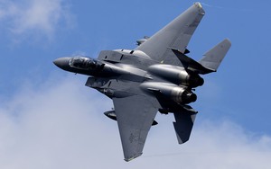 Không quân Mỹ biến F-15E thành “xe tải tên lửa”: Bí mật vừa được hé lộ