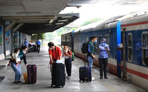 Bản tin 3/6: Giảm giá vé tàu cho học sinh đi thi tốt nghiệp THPT và đại học