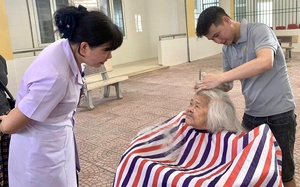 Cảm động chương trình cắt tóc miễn phí cho bệnh nhân