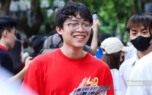 Đề thi Ngữ văn tốt nghiệp THPT về 