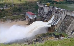 Nhiều thủy điện ở Lào Cai đồng loạt thông báo xả lũ hồ chứa
