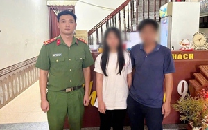 Hành vi phản cảm của 6 đối tượng trong đám tang  - Ảnh 1.