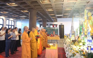 Quảng Ninh nghiên cứu lắp đặt hệ thống cảnh báo sớm giông, lốc trên vịnh Hạ Long- Ảnh 2.