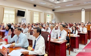 Hội Luật gia Cà Mau lan tỏa kiến thức pháp lý về môi trường và quyền trẻ em đến vùng sâu- Ảnh 4.