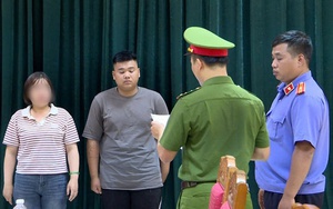 Bắt đối tượng “nổ” là trưởng phòng của một ngân hàng, chiếm đoạt của bạn học 9 tỷ đồng- Ảnh 2.
