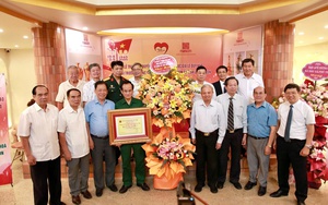 Chuyện tình thú vị của nữ du kích và chàng lính dù, gặp nhau ở A50 nên duyên nhờ A80- Ảnh 3.